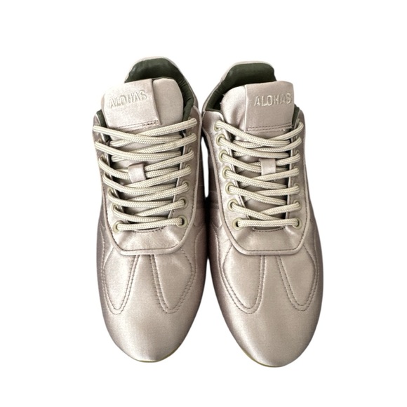ALOHAS Tb.69 Rife Sheen Sneakers Taupe Size 38 7.5 US NWT Never Worn - Picture 2 of 7